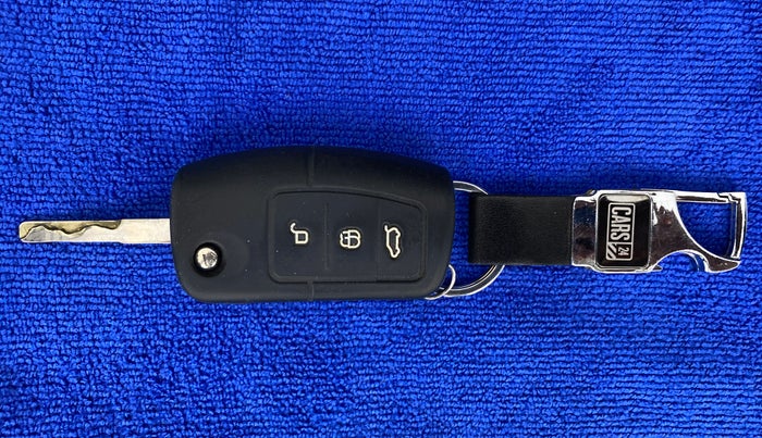 2015 Ford Ecosport TITANIUM 1.5L PETROL AT, CNG, Automatic, 74,413 km, Key Close Up