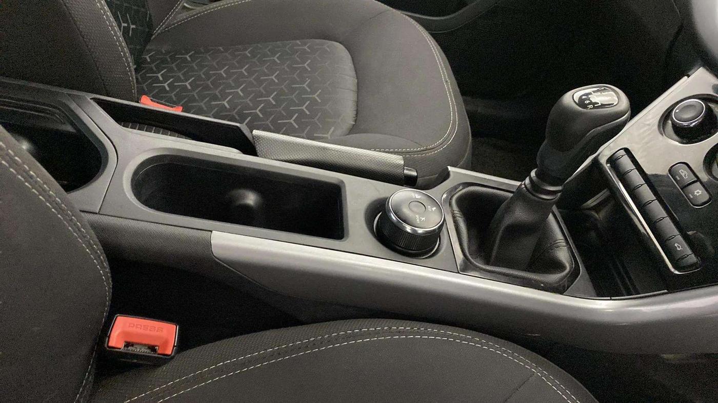 2022 Tata NEXON XM PETROL, Petrol, Manual, 25,670 km, Gear Lever