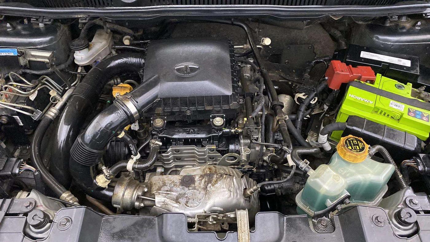 2022 Tata NEXON XM PETROL, Petrol, Manual, 25,670 km, Engine View