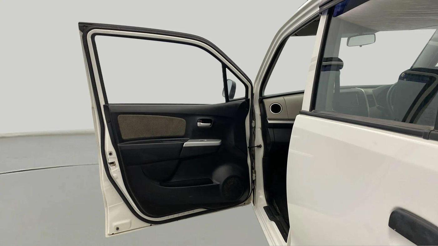 2014 Maruti Wagon R 1.0 LXI, Petrol, Manual, 15,896 km, LHS Front Door