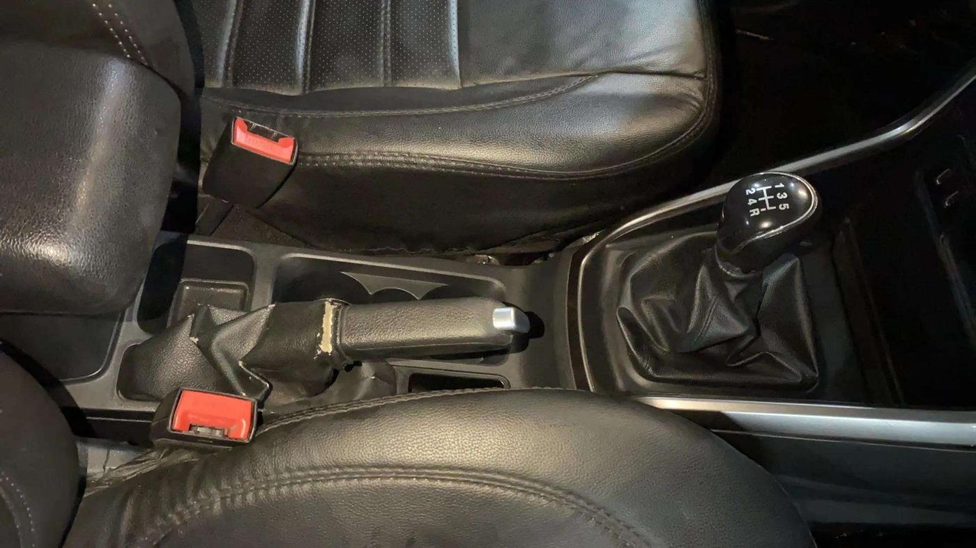 2019 Ford Ecosport TITANIUM 1.5L PETROL, Petrol, Manual, 24,415 km, Gear Lever