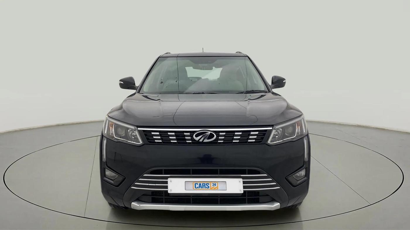 2021 Mahindra XUV300 W8 (O) 1.5 DIESEL, Diesel, Manual, 58,871 km, Front