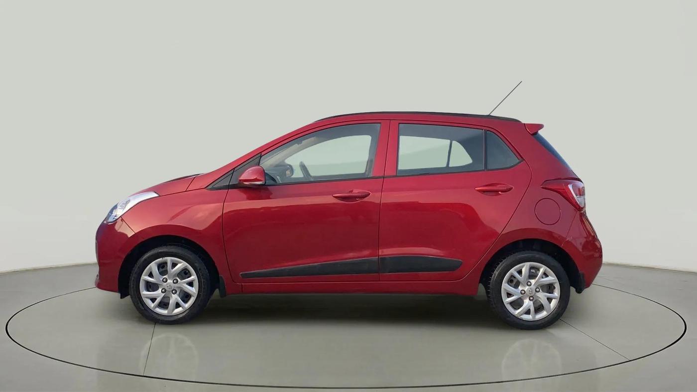 2018 Hyundai Grand i10 SPORTZ 1.2 KAPPA VTVT, Petrol, Manual, 48,315 km, Left Side