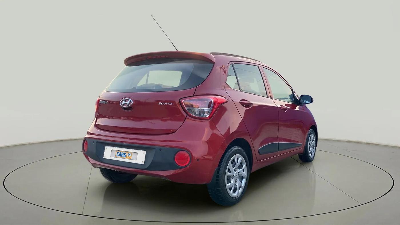 2018 Hyundai Grand i10 SPORTZ 1.2 KAPPA VTVT, Petrol, Manual, 48,315 km, Right Back Diagonal