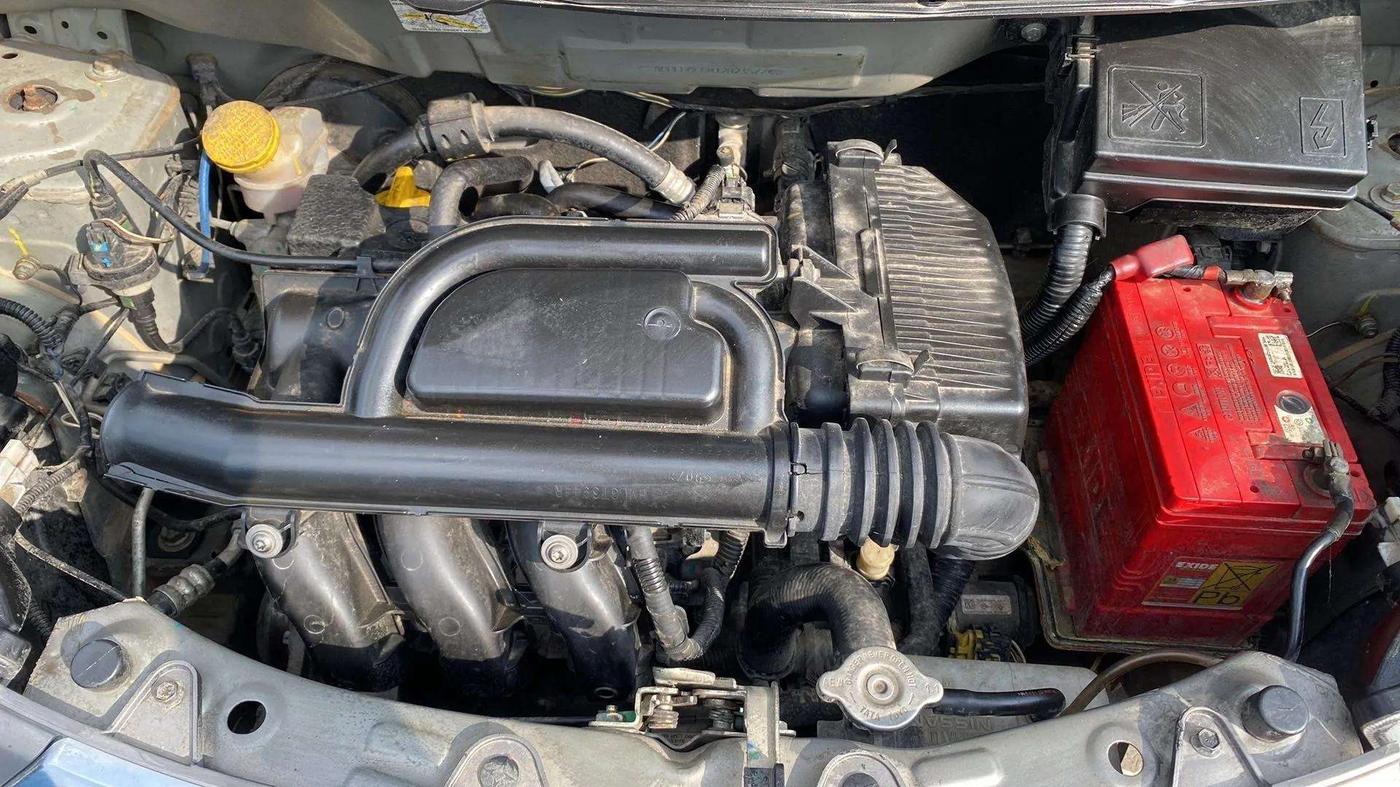 2018 Datsun Redi Go T(O) 1.0 AMT, Petrol, Automatic, 30,138 km, Engine View