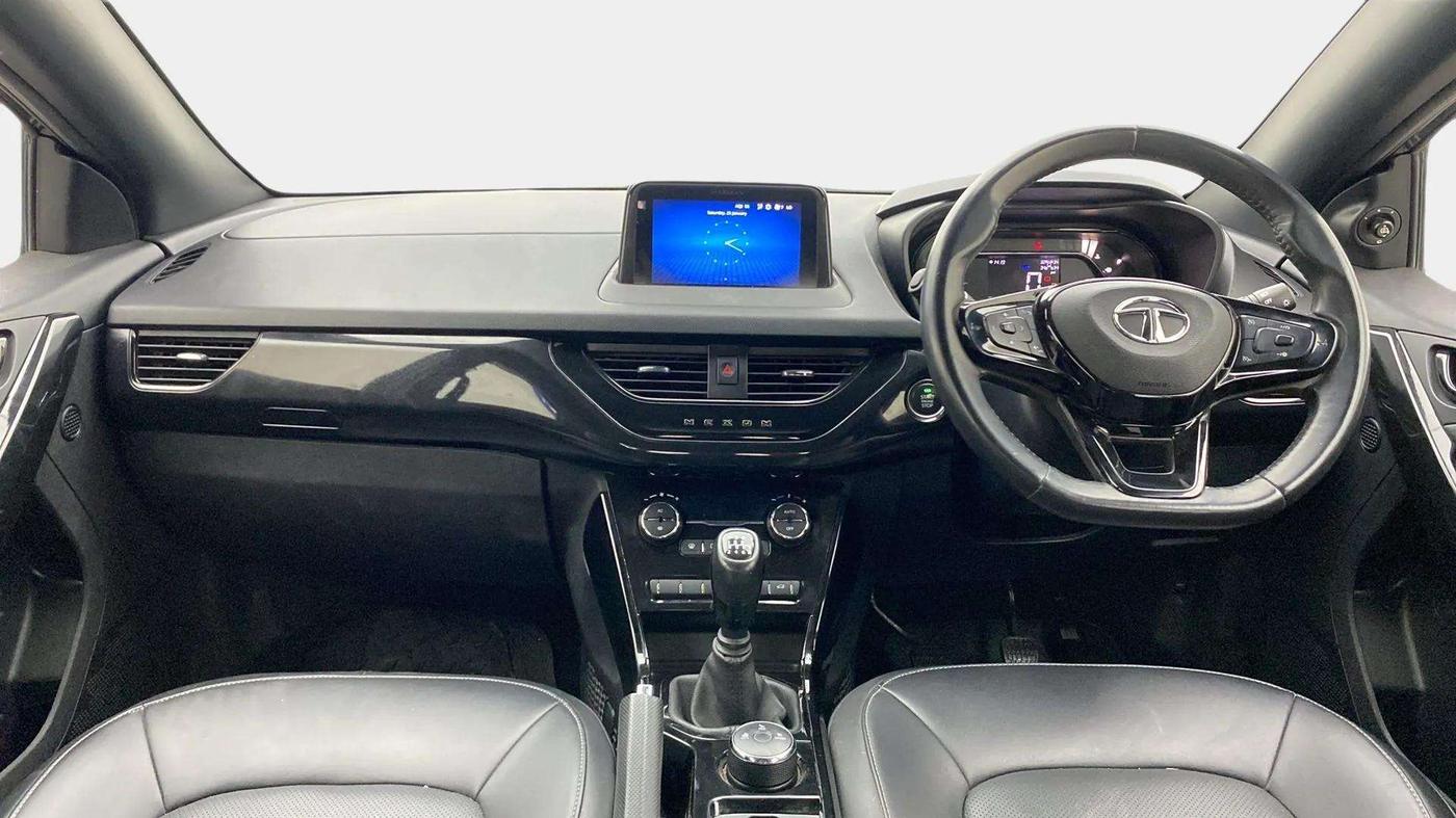 2023 Tata NEXON  XZ Plus LUX Dark Edition, Petrol, Manual, 36,140 km, Dashboard