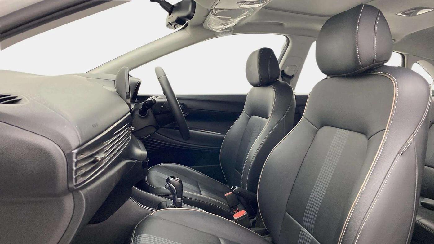 2022 Hyundai NEW I20 ASTA (O) 1.0 TURBO GDI DCT, Petrol, Automatic, 34,860 km, Right Side Front Door Cabin