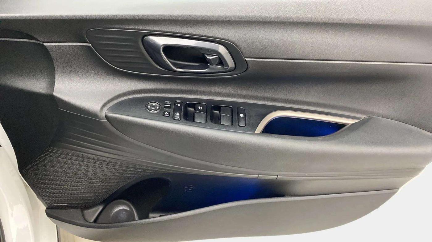 2022 Hyundai NEW I20 ASTA (O) 1.0 TURBO GDI DCT, Petrol, Automatic, 34,860 km, Driver Side Door Panels Control