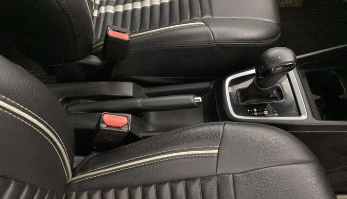 2018 Maruti Swift VXI AMT, Petrol, Automatic, 61,826 km, Gear Lever