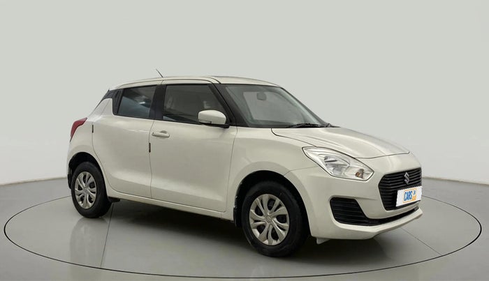 2018 Maruti Swift VXI AMT, Petrol, Automatic, 61,826 km, Right Front Diagonal