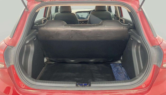 2018 Hyundai Elite i20 MAGNA EXECUTIVE CVT, Petrol, Automatic, 31,281 km, Boot Inside