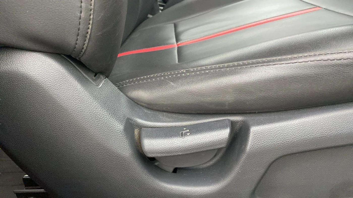 2018 Hyundai Elite i20 MAGNA EXECUTIVE CVT, Petrol, Automatic, 31,281 km, Driver Side Adjustment Panel