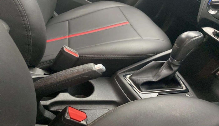 2018 Hyundai Elite i20 MAGNA EXECUTIVE CVT, Petrol, Automatic, 31,281 km, Gear Lever