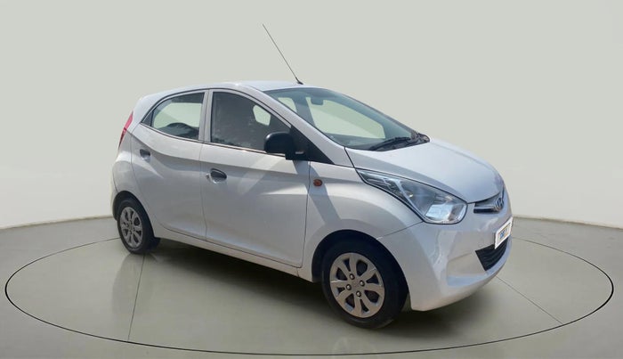 2018 Hyundai Eon MAGNA +, Petrol, Manual, 17,197 km, Right Front Diagonal