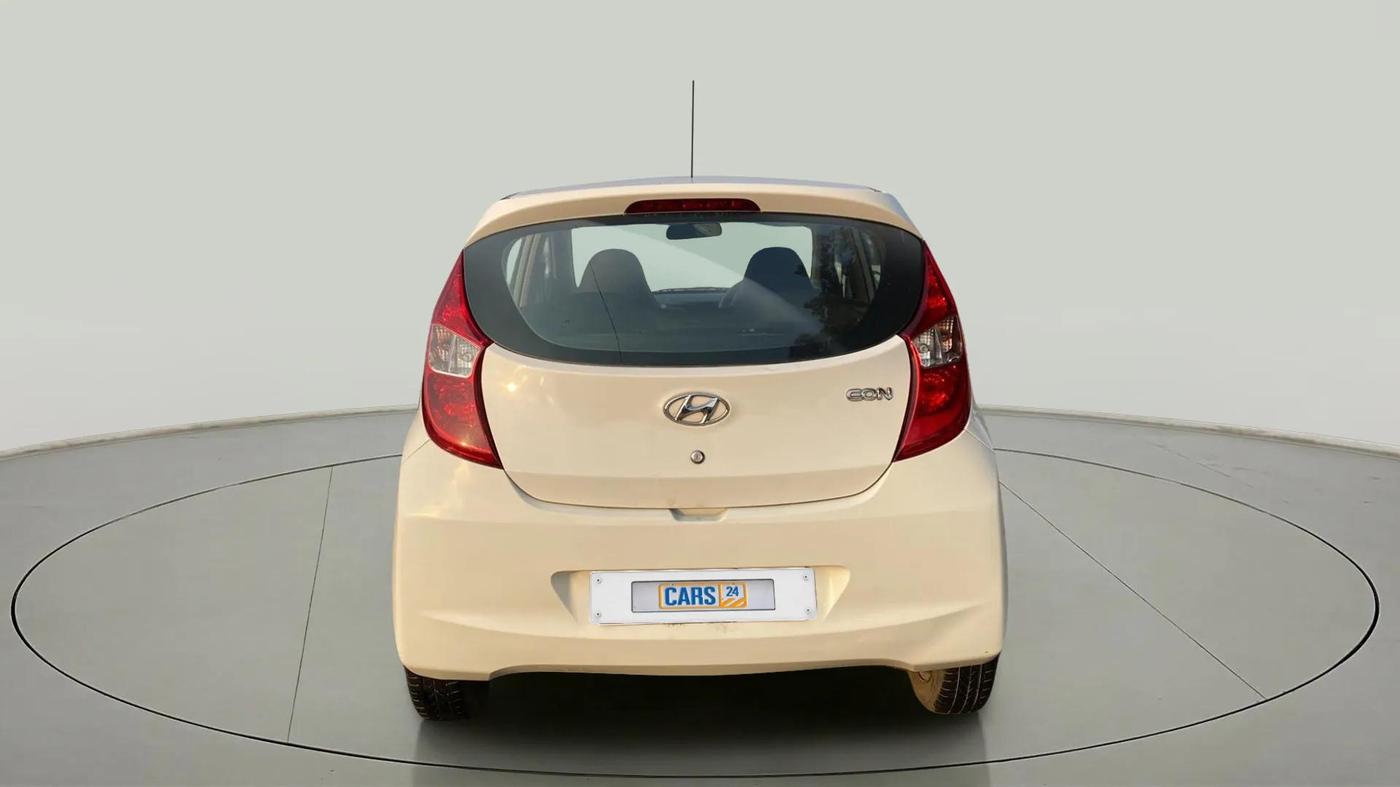 2018 Hyundai Eon MAGNA +, Petrol, Manual, 17,258 km, Back/Rear