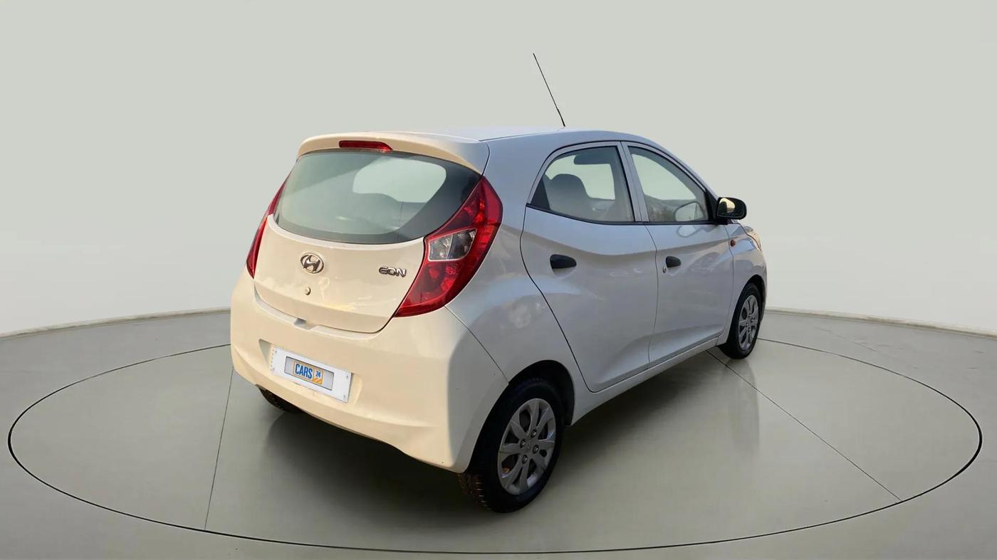 2018 Hyundai Eon MAGNA +, Petrol, Manual, 17,258 km, Right Back Diagonal
