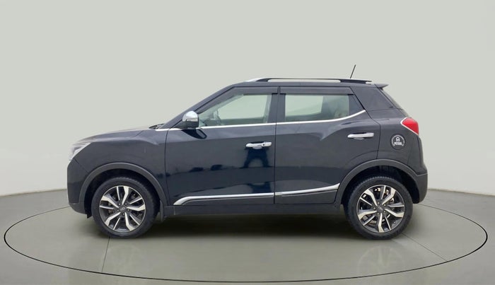 2019 Mahindra XUV300 W8 (O) 1.2 PETROL, Petrol, Manual, 22,992 km, Left Side