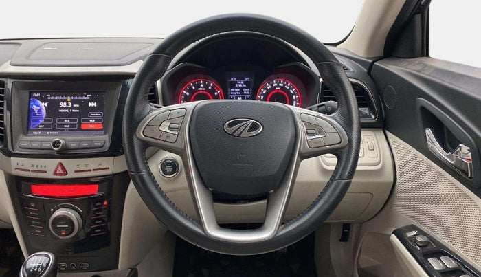 2019 Mahindra XUV300 W8 (O) 1.2 PETROL, Petrol, Manual, 22,992 km, Steering Wheel Close Up