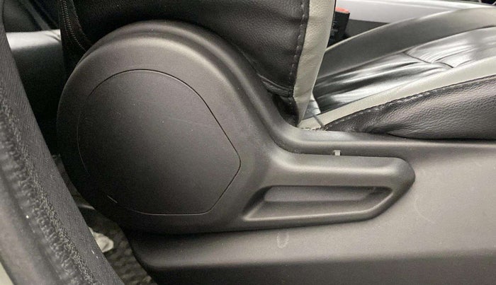 2022 Tata NEXON XM DIESEL, Diesel, Manual, 46,231 km, Driver Side Adjustment Panel