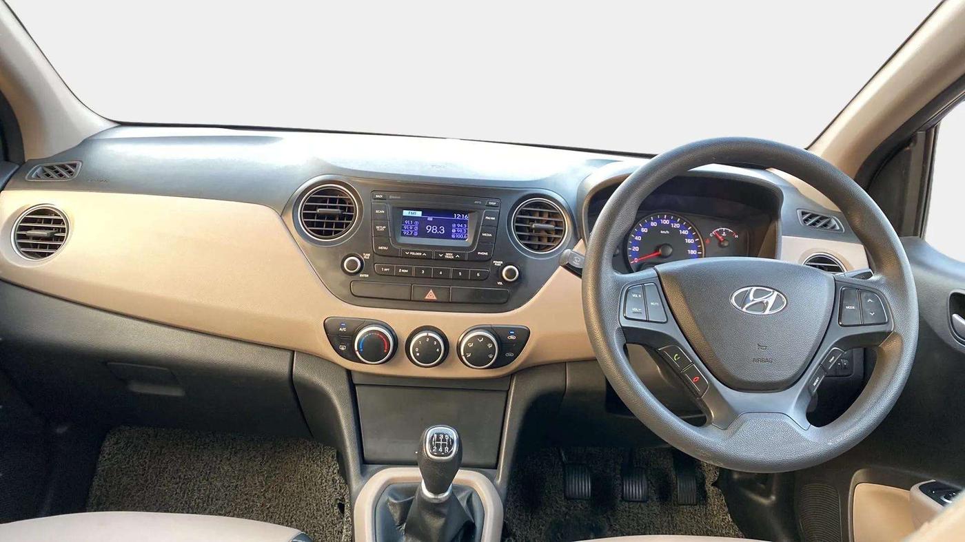 2016 Hyundai Xcent SX 1.2, Petrol, Manual, 39,081 km, Dashboard