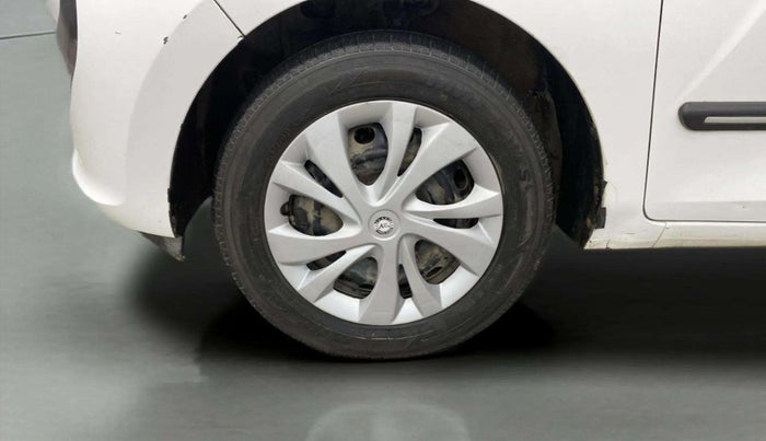 2021 Hyundai NEW SANTRO SPORTZ MT, Petrol, Manual, 41,659 km, Left front tyre - Minor crack