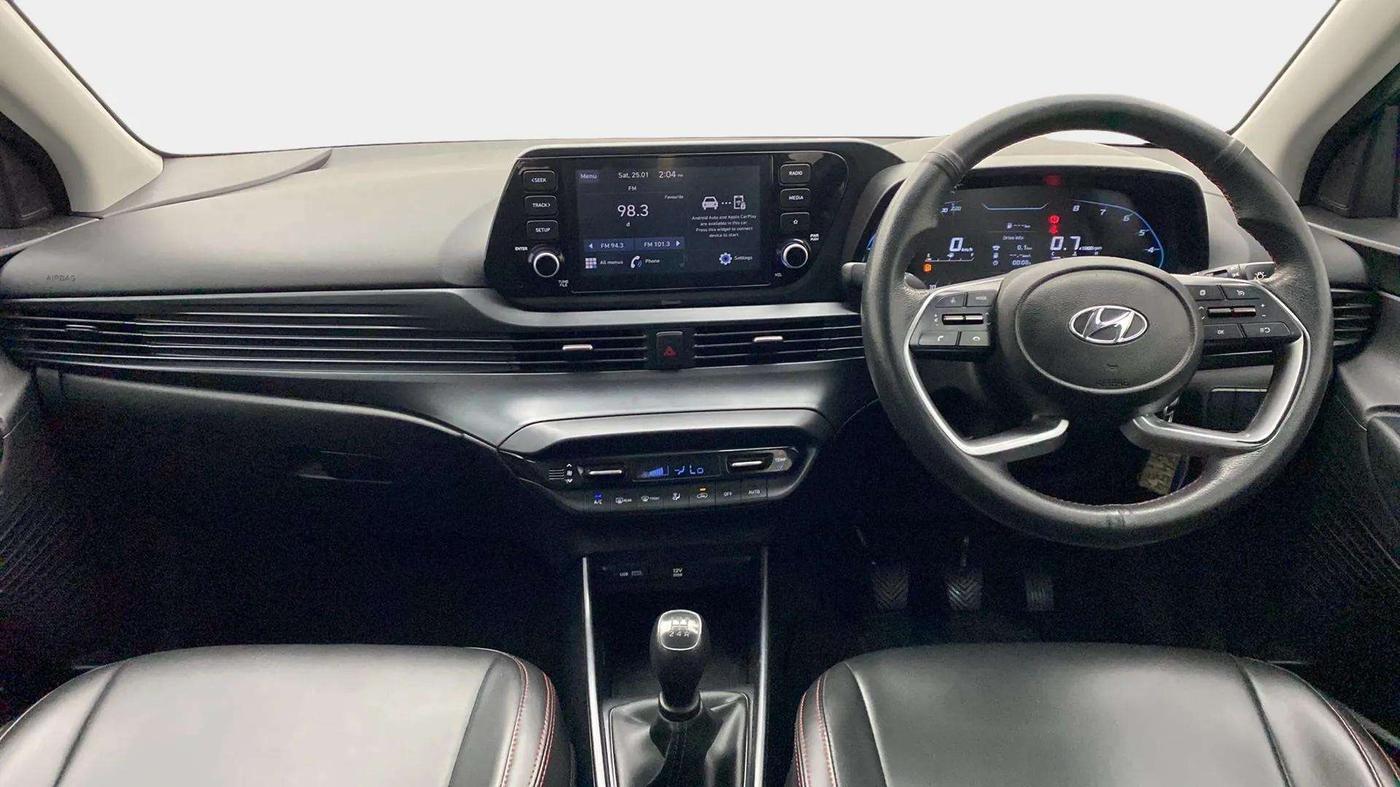 2022 Hyundai NEW I20 SPORTZ 1.2 MT, Petrol, Manual, 39,396 km, Dashboard