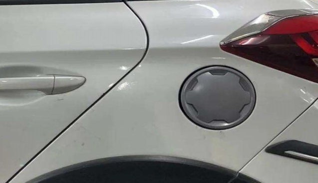 2017 Hyundai i20 Active 1.2 S, CNG, Manual, 43,832 km, Left quarter panel - Paint has minor damage