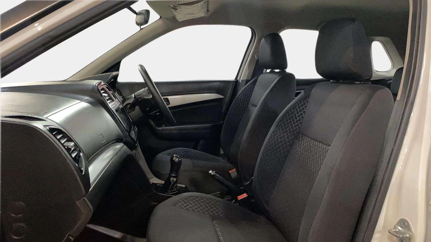 2021 Maruti Vitara Brezza ZXI, Petrol, Manual, 58,645 km, Right Side Front Door Cabin