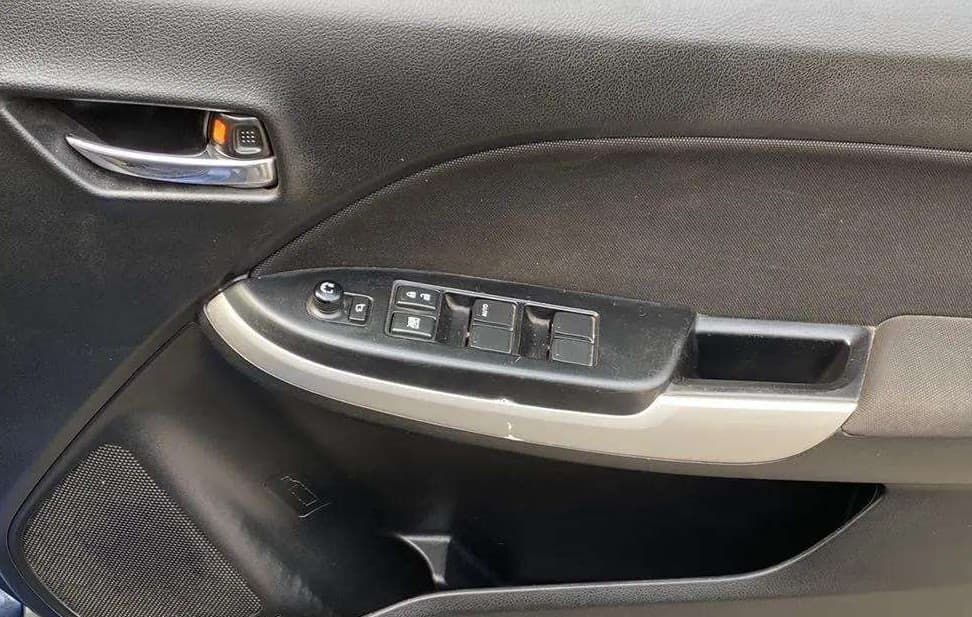2018 Maruti Baleno DELTA PETROL 1.2, Petrol, Manual, 32,851 km, Driver Side Door Panels Control