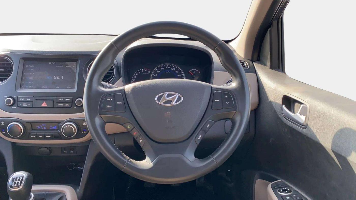2017 Hyundai Grand i10 ASTA 1.2 KAPPA VTVT, Petrol, Manual, 30,010 km, Steering Wheel Close Up