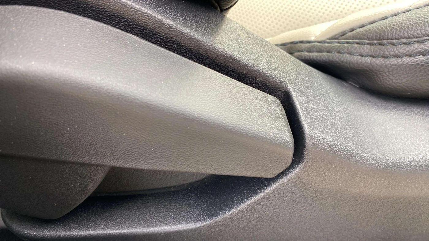 2021 Nissan MAGNITE XE, Petrol, Manual, 5,342 km, Driver Side Adjustment Panel