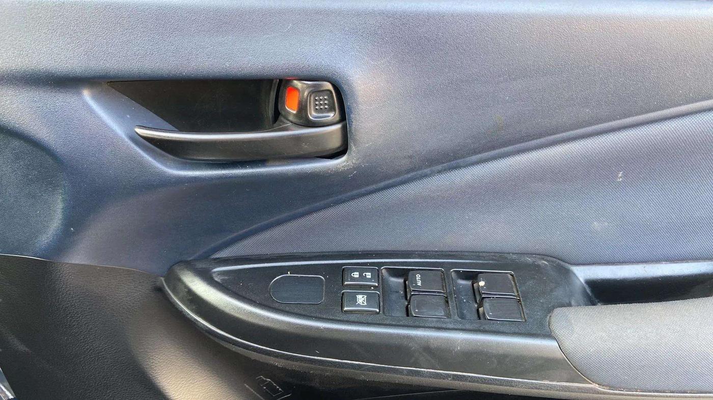 2022 Maruti Baleno SIGMA PETROL 1.2, Petrol, Manual, 37,793 km, Driver Side Door Panels Control
