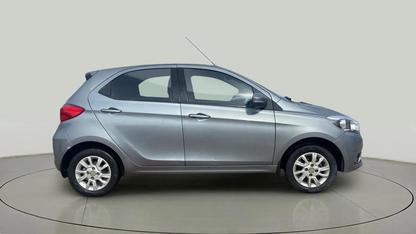 2018 Tata Tiago XZ PETROL, Petrol, Manual, 80,853 km, Right Side View