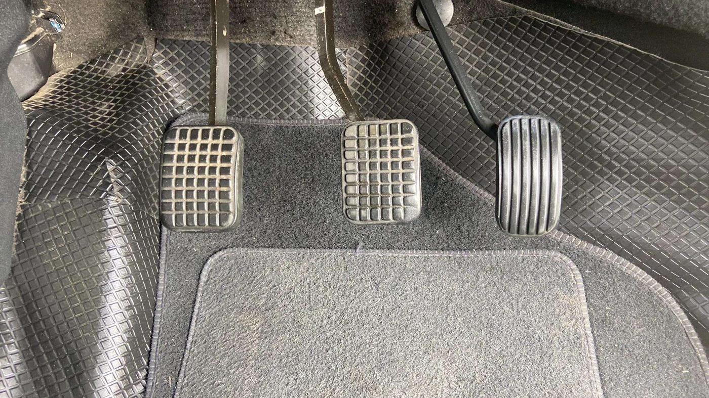 2018 Tata Tiago XZ PETROL, Petrol, Manual, 80,853 km, Pedals