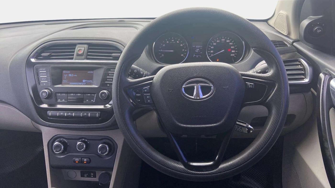 2018 Tata Tiago XZ PETROL, Petrol, Manual, 80,853 km, Steering Wheel Close Up