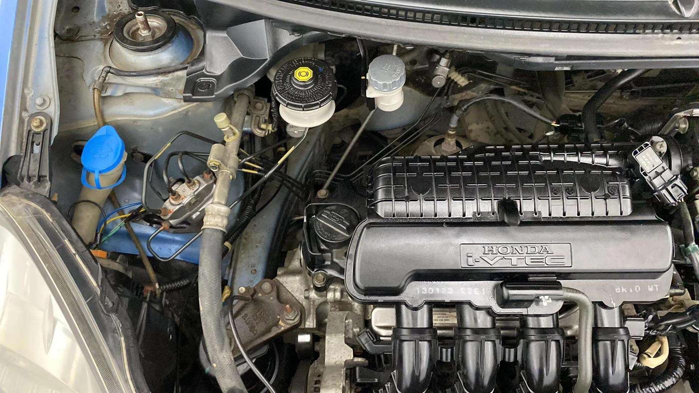 2013 Honda Brio S MT, Petrol, Manual, 78,898 km, Engine View - Right