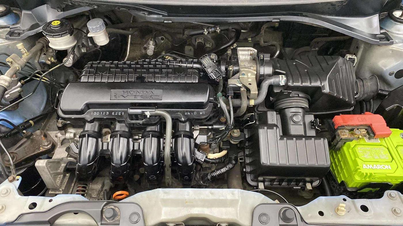 2013 Honda Brio S MT, Petrol, Manual, 78,898 km, Engine View