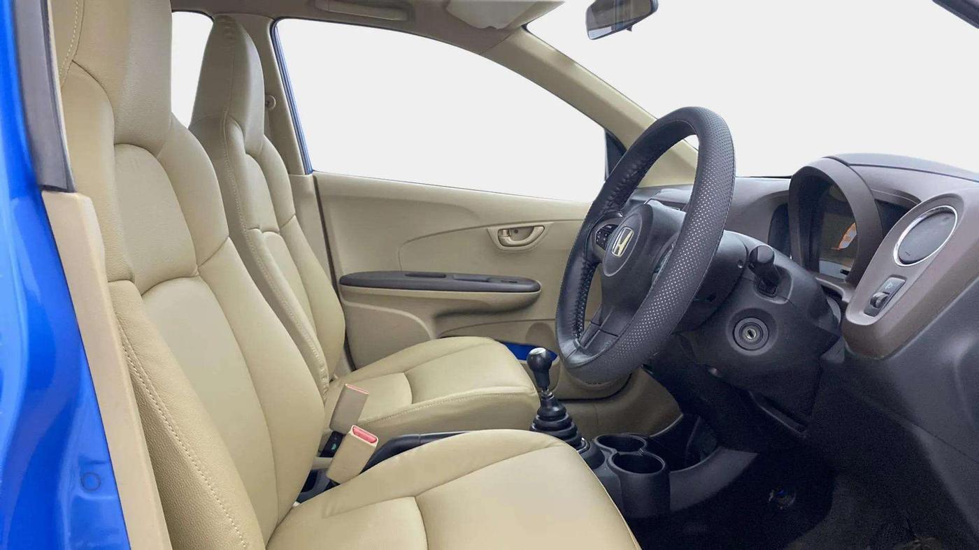 2013 Honda Brio S MT, Petrol, Manual, 78,898 km, Right Side Front Door Cabin