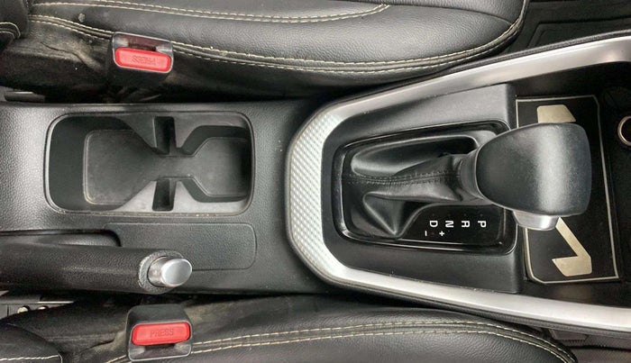 2021 KIA SONET HTX 1.5 AT, Diesel, Automatic, 79,570 km, Right Side Front Door Cabin