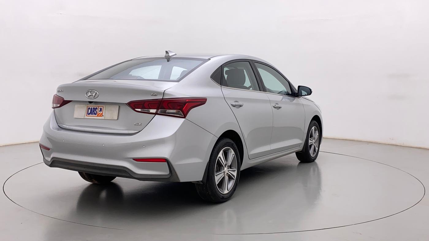 2018 Hyundai Verna 1.6 VTVT SX, Petrol, Manual, 8,080 km, Right Back Diagonal