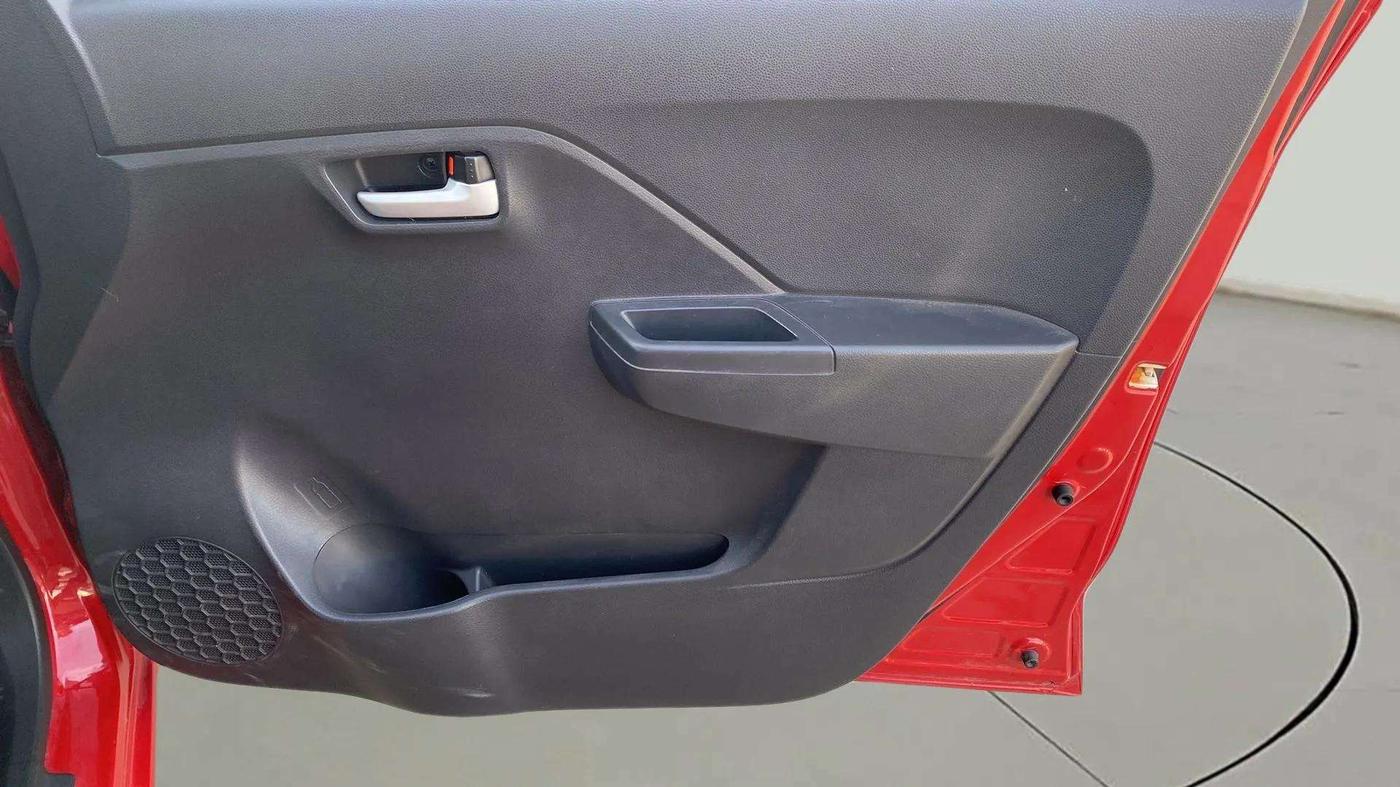 2022 Maruti Alto K10 VXI PLUS, Petrol, Manual, 9,021 km, Driver Side Door Panels Control