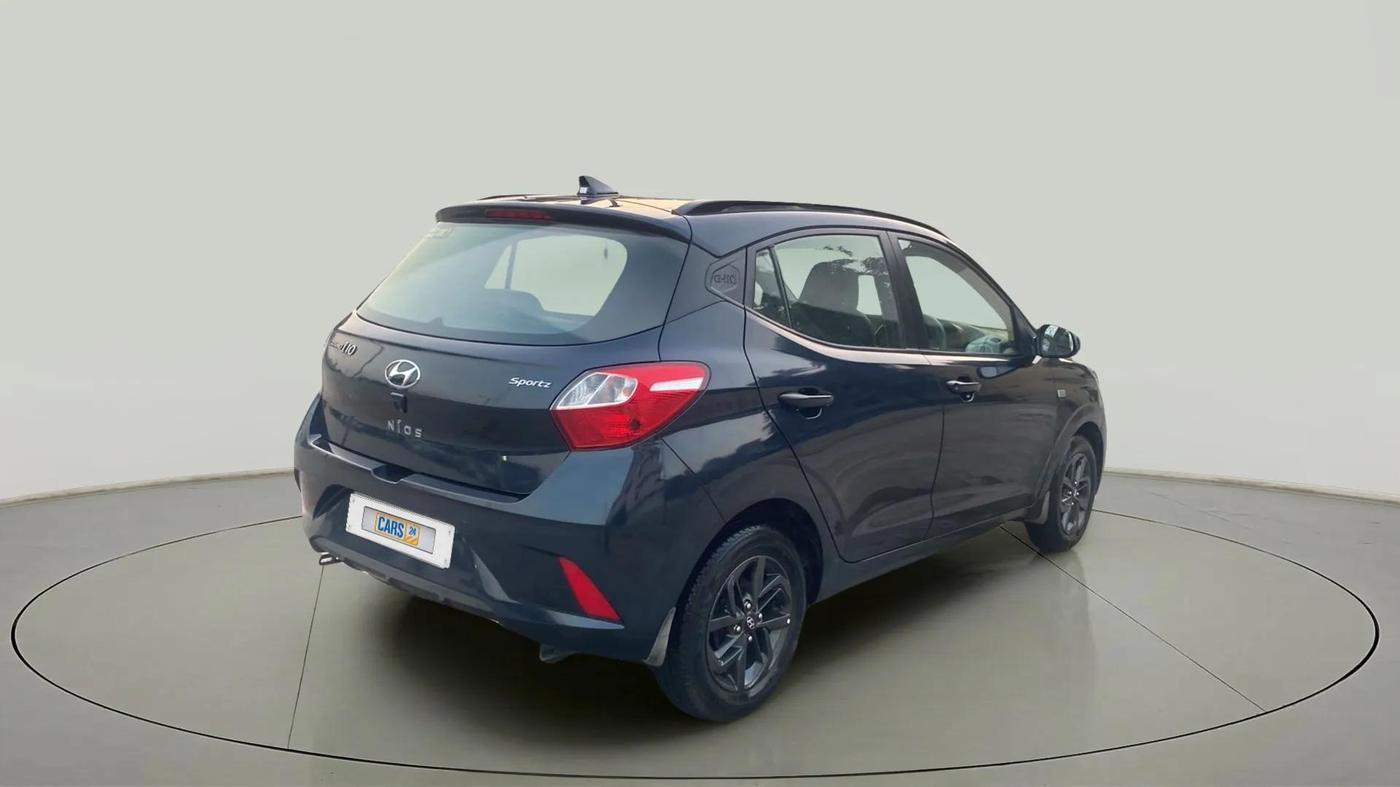 2019 Hyundai GRAND I10 NIOS SPORTZ AMT 1.2 KAPPA VTVT, Petrol, Automatic, 29,297 km, Right Back Diagonal
