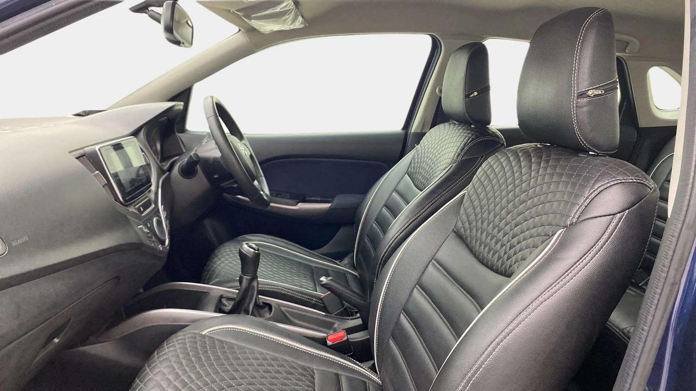 2020 Toyota Glanza V, Petrol, Manual, 47,002 km, Right Side Front Door Cabin