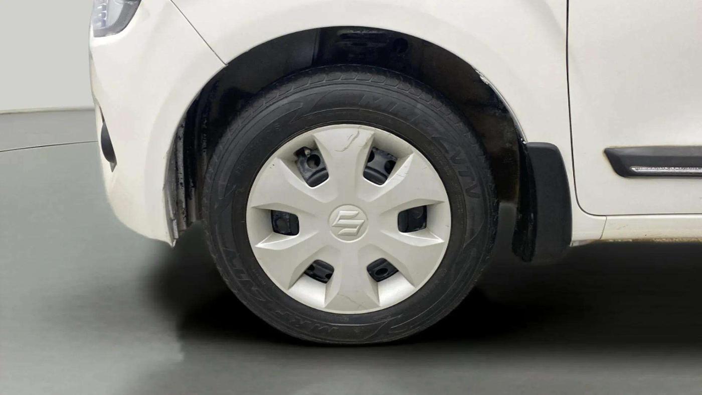 2019 Maruti New Wagon-R VXI 1.2, Petrol, Manual, 37,633 km, Left Front Wheel