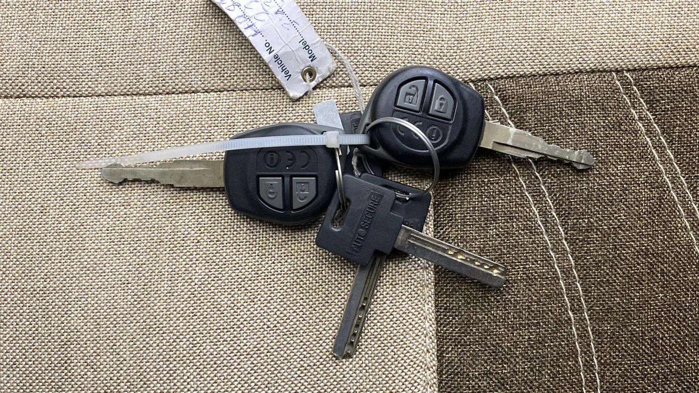2019 Maruti New Wagon-R VXI 1.2, Petrol, Manual, 37,633 km, Key Close Up