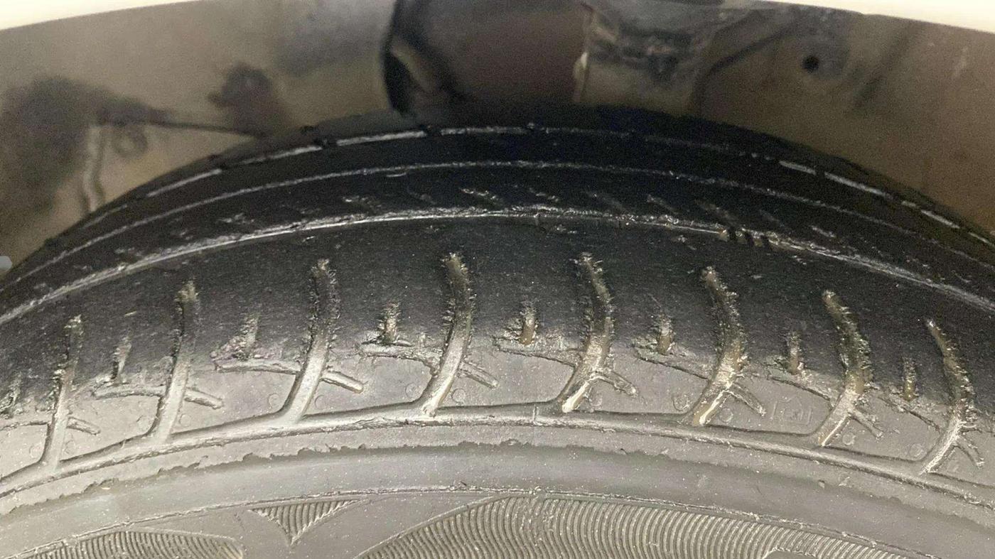 2019 Maruti New Wagon-R VXI 1.2, Petrol, Manual, 37,633 km, Left Rear Tyre Tread