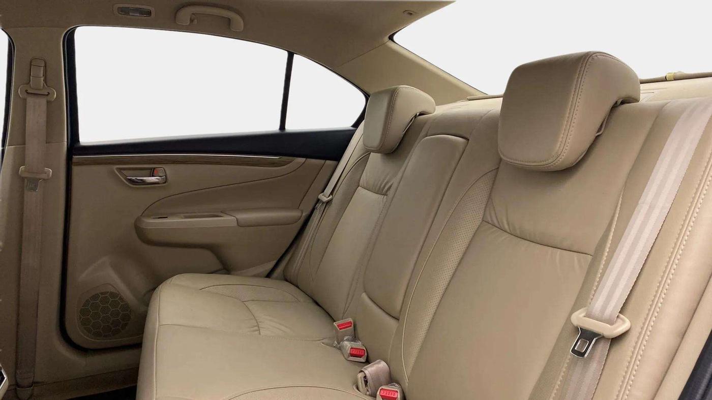 2019 Maruti Ciaz ALPHA  AT 1.5 SHVS PETROL, Petrol, Automatic, 11,218 km, Right Side Rear Door Cabin