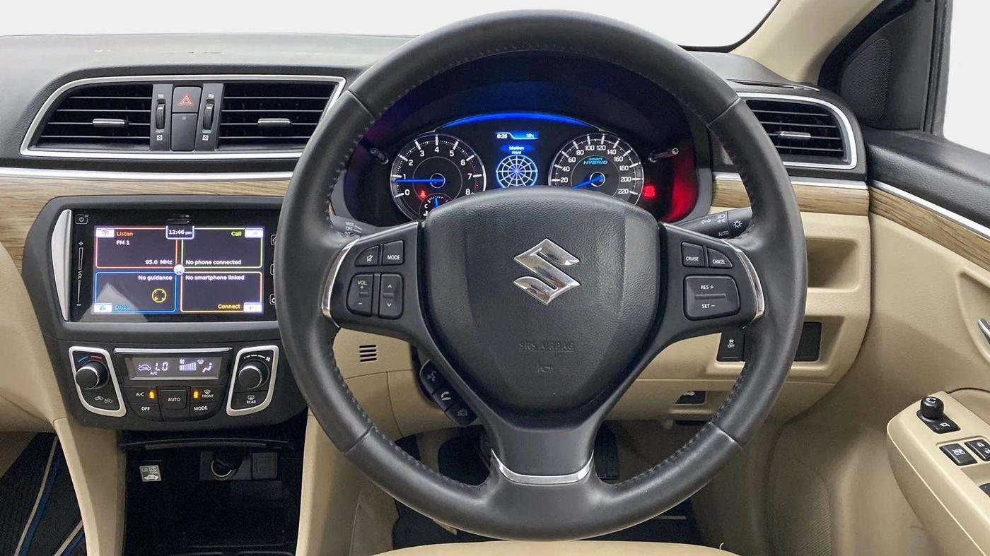2019 Maruti Ciaz ALPHA  AT 1.5 SHVS PETROL, Petrol, Automatic, 11,218 km, Steering Wheel Close Up