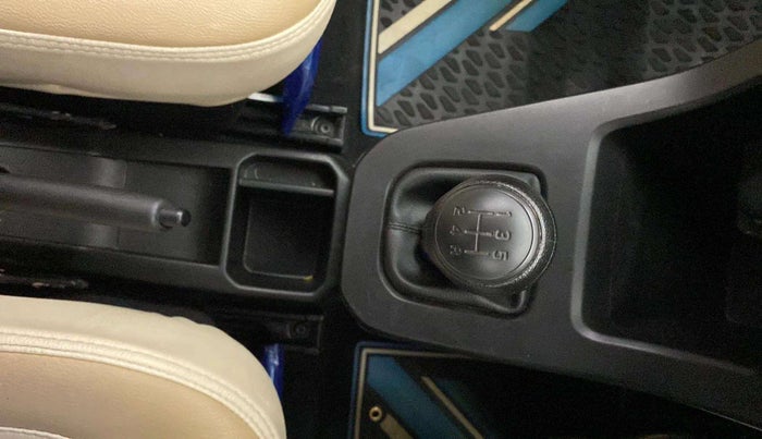 2022 Maruti New Wagon-R LXI CNG (O) 1.0, CNG, Manual, 72,819 km, Gear Lever