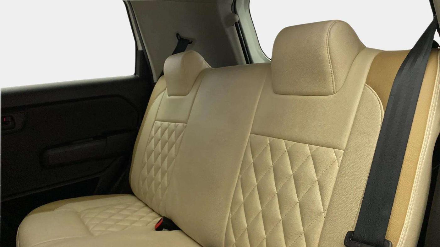 2022 Maruti New Wagon-R LXI CNG (O) 1.0, CNG, Manual, 72,819 km, Right Side Rear Door Cabin